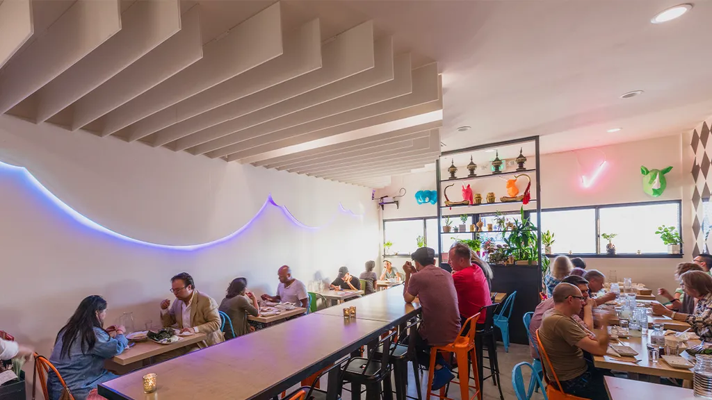 Simple Baffles in White at Daw Yee Myanmar Corner