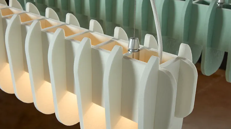 Product: HyperFly Baffles Lit | Colors: White and Mint