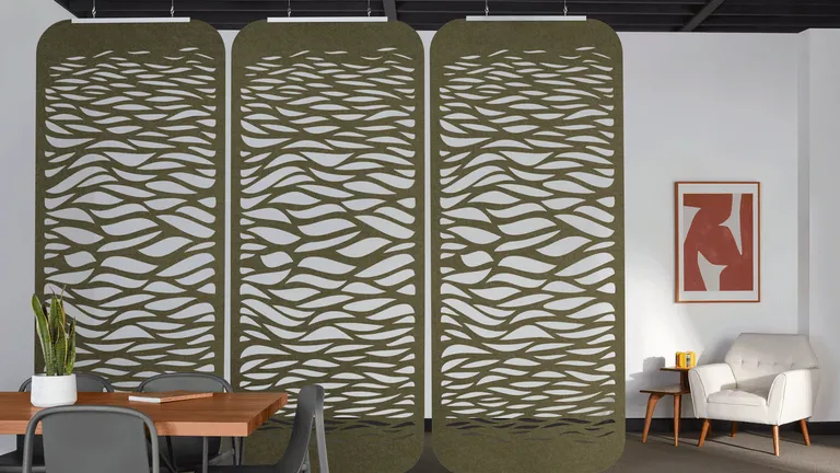 Current Screens | Color: Olive