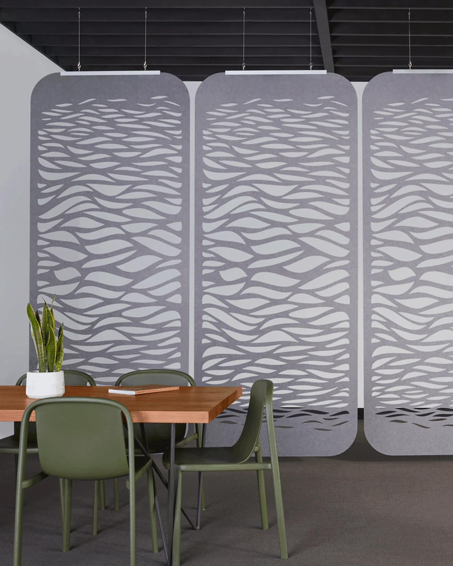 Current Screens | Color: Smoke