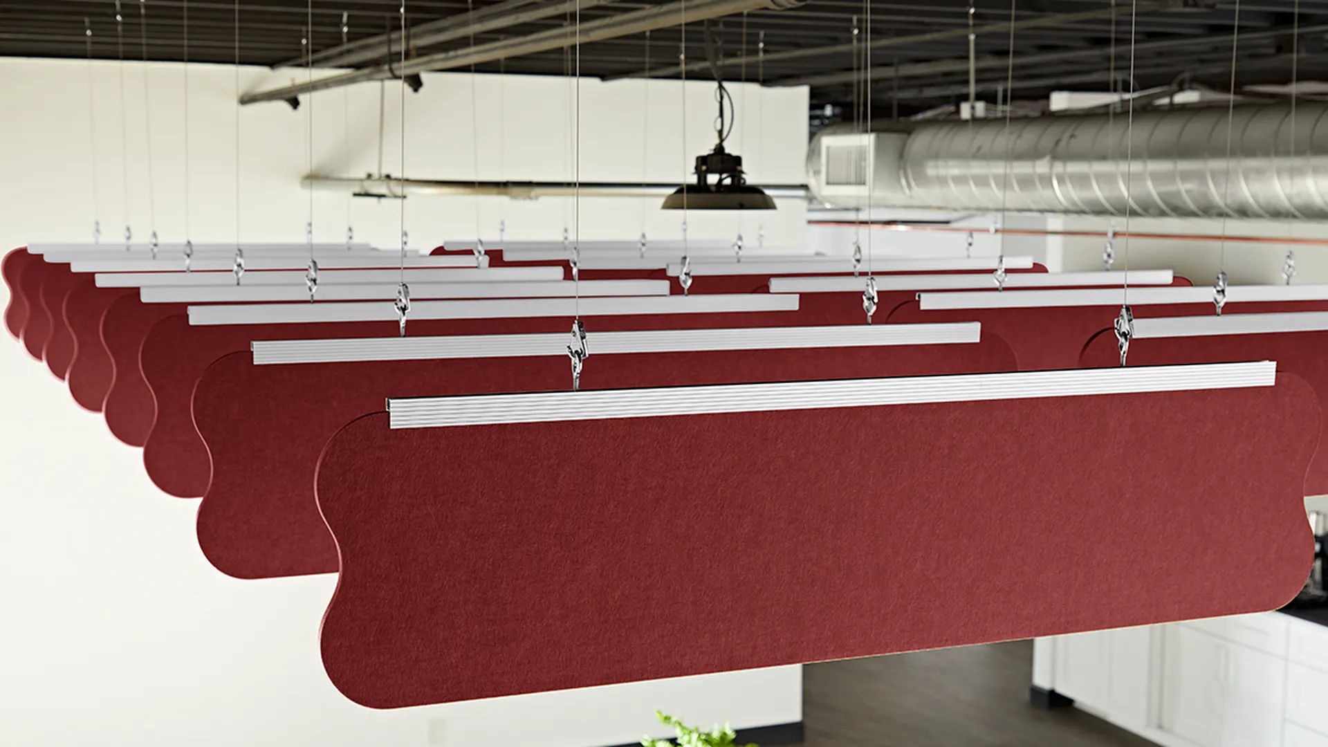 Cutout Baffle | Color: Rouge