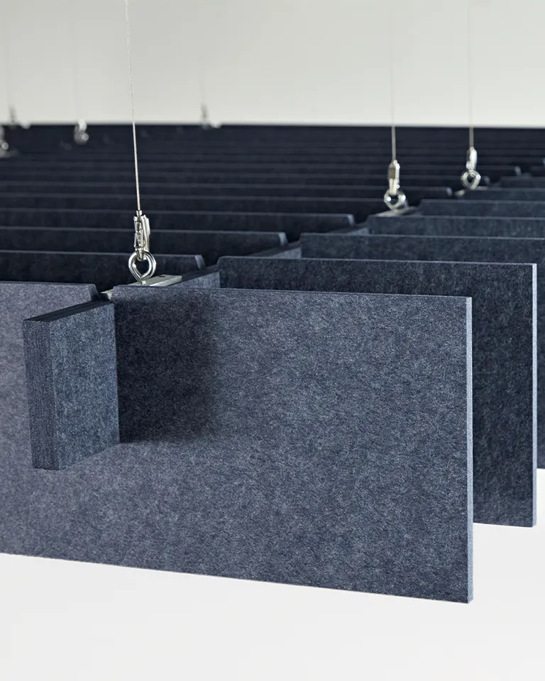 Product: EchoSky Neu Linear | Color: Navy