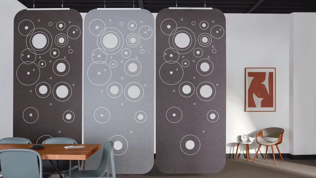 Fizz Screens | Colors: Smoke and Slate | Print: White (standard)