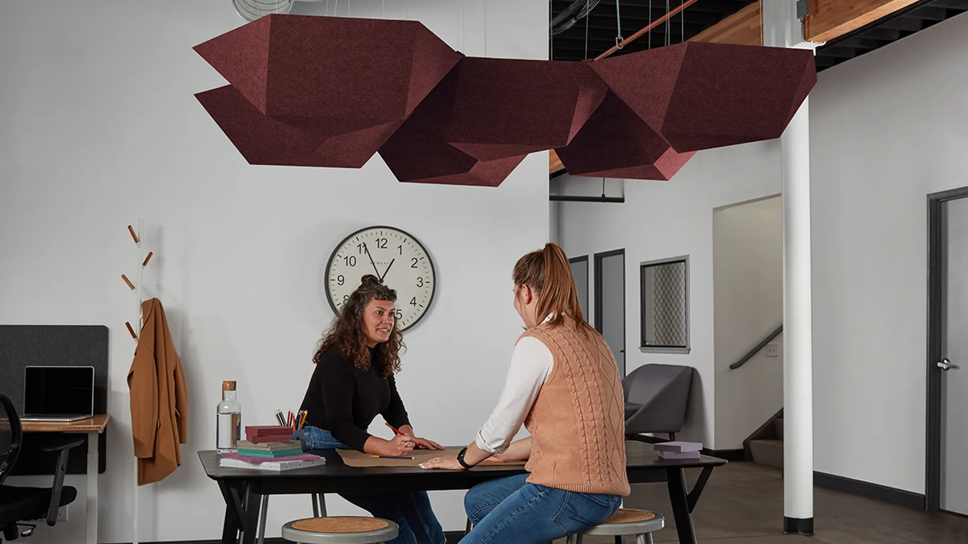 Polygon Clouds | Style: Convex | Color: Wine